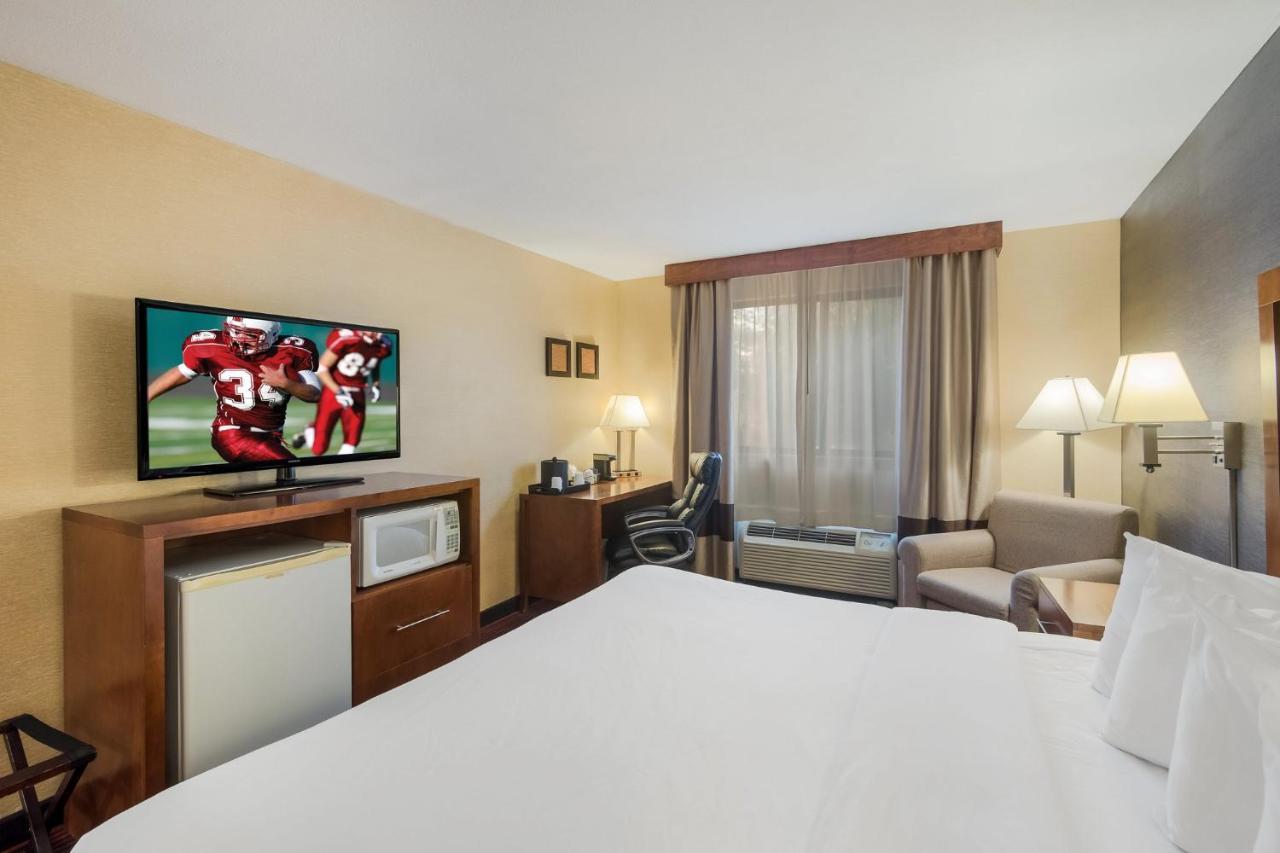 Red Roof Inn Fairfield Fairfield  Dış mekan fotoğraf